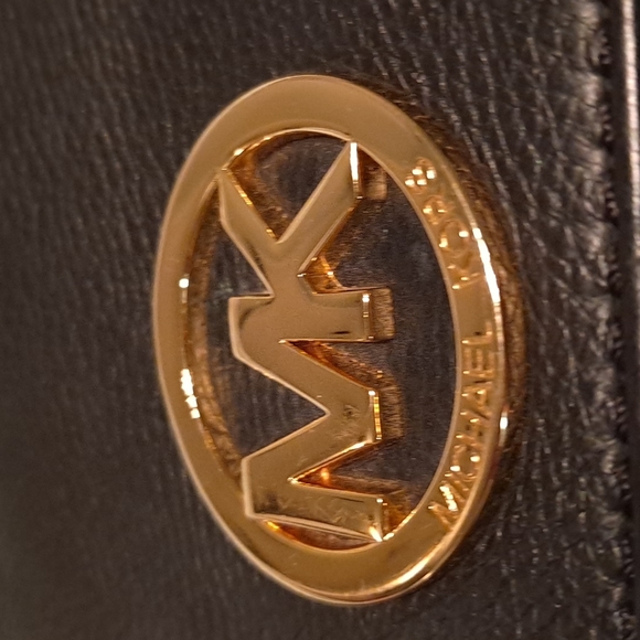 MICHEAL KORS HAND/SHOULD BAG - Picture 4 of 7